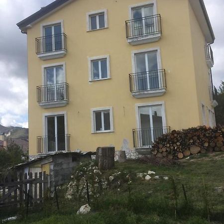 5 Miles Apt Rocca Cinquemiglia Exterior photo